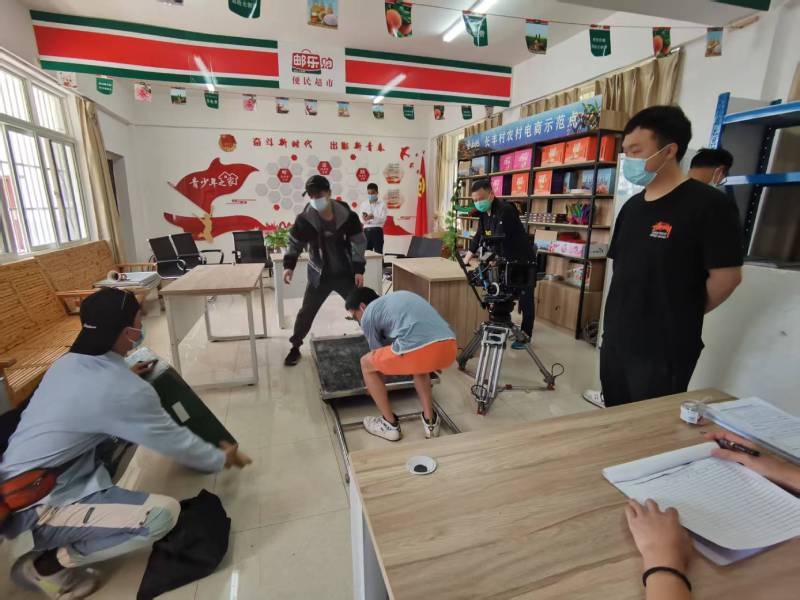 追星女孩心理学分析报告：番禺区广告片拍摄公司揭秘饭圈应援式传播逻辑